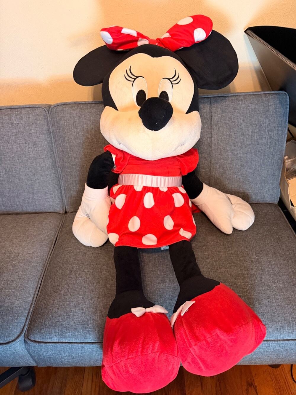 Disney 40" Minnie Mouse Plush Jumbo Oversized Red Dress Hard To Find *CUTE*